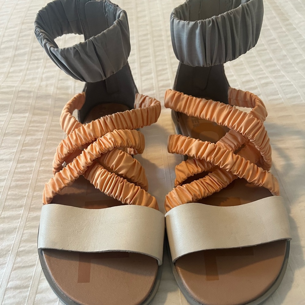 Sorel Sandals in Orange and Cream